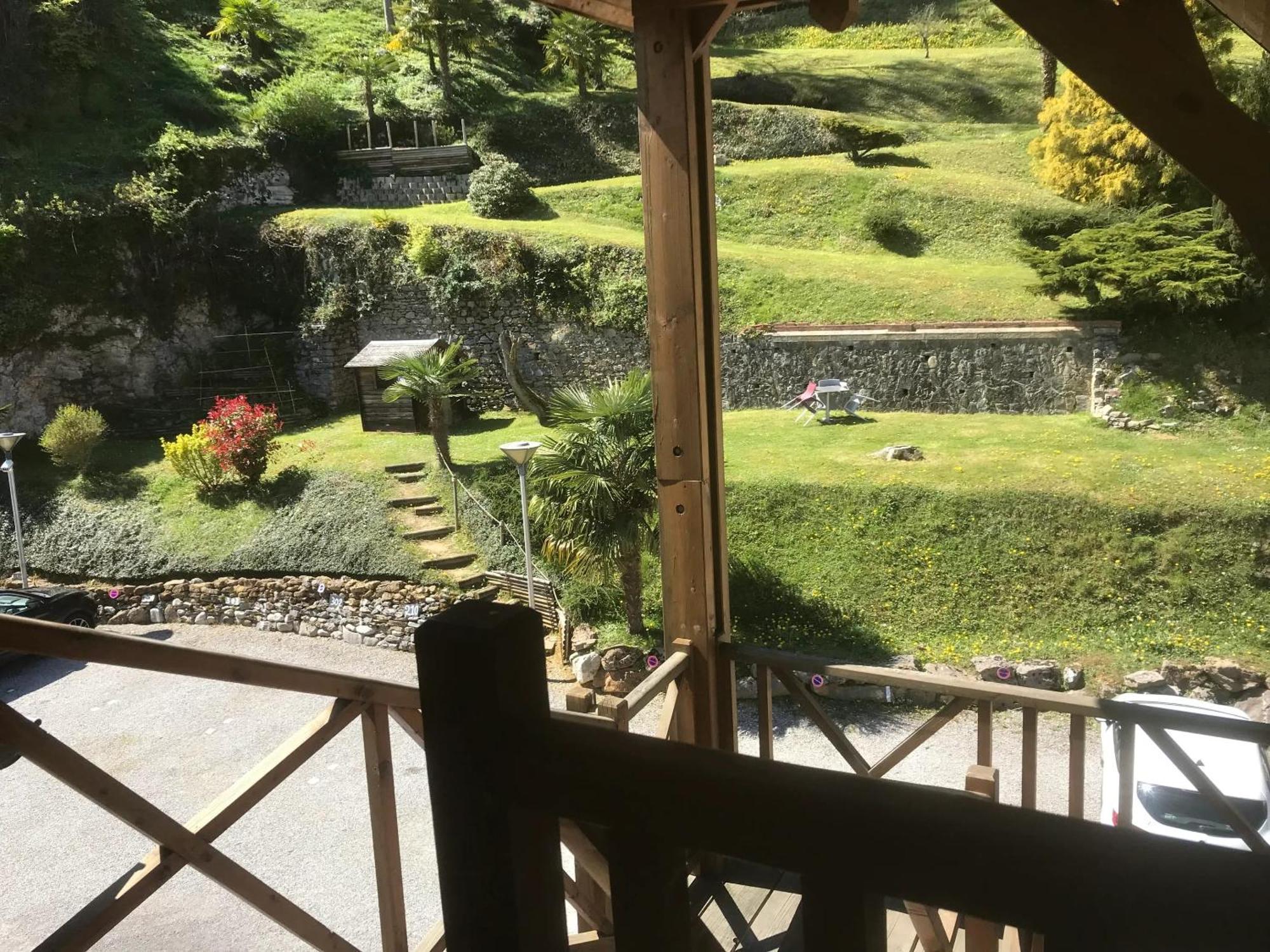 Appartement Charmant A Bagneres De Bigorre 56 M² Avec Balcon Eksteriør billede